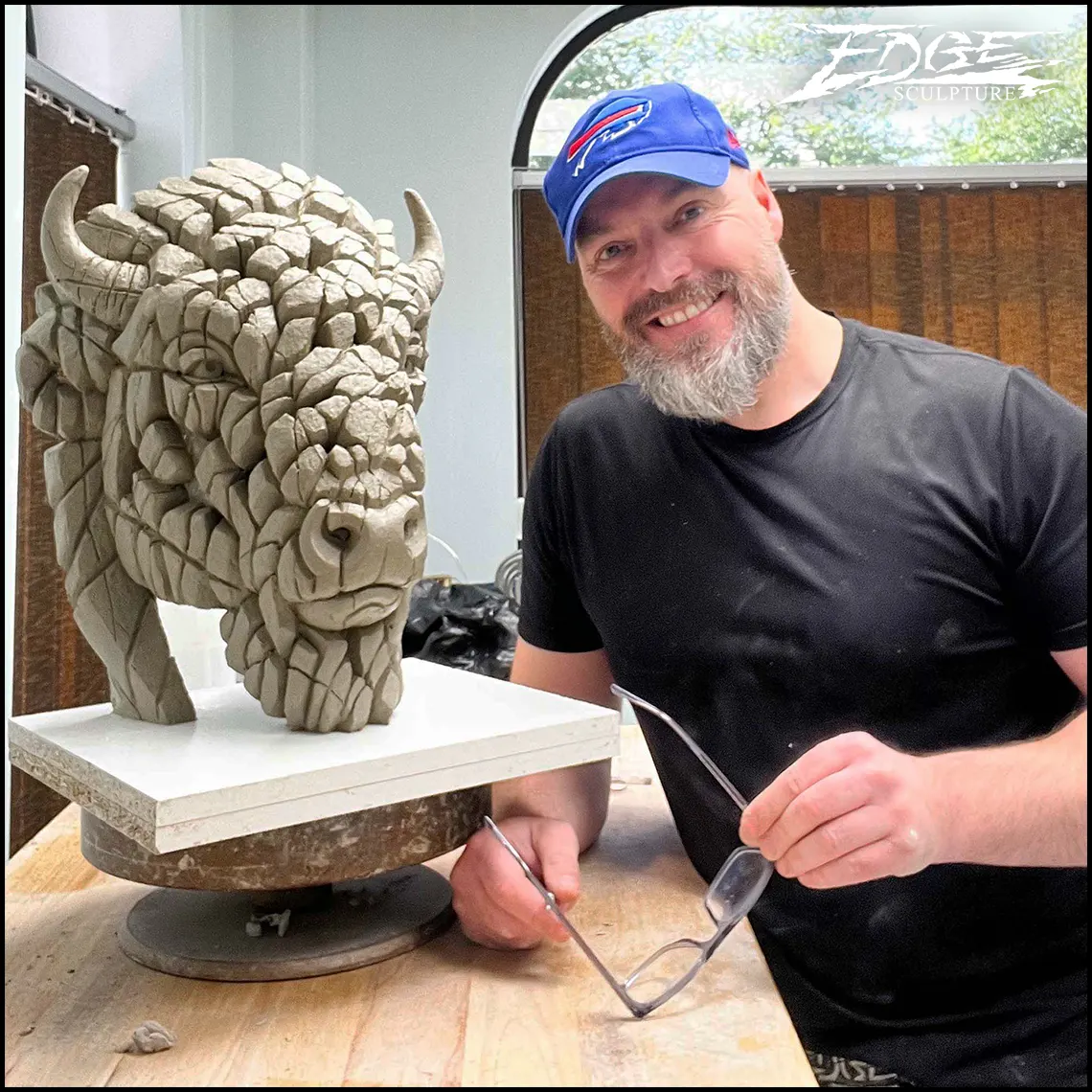 Mat with the bison clay